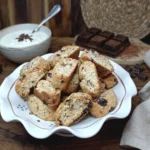 Biscottoni senza uova con yogurt greco e cioccolato