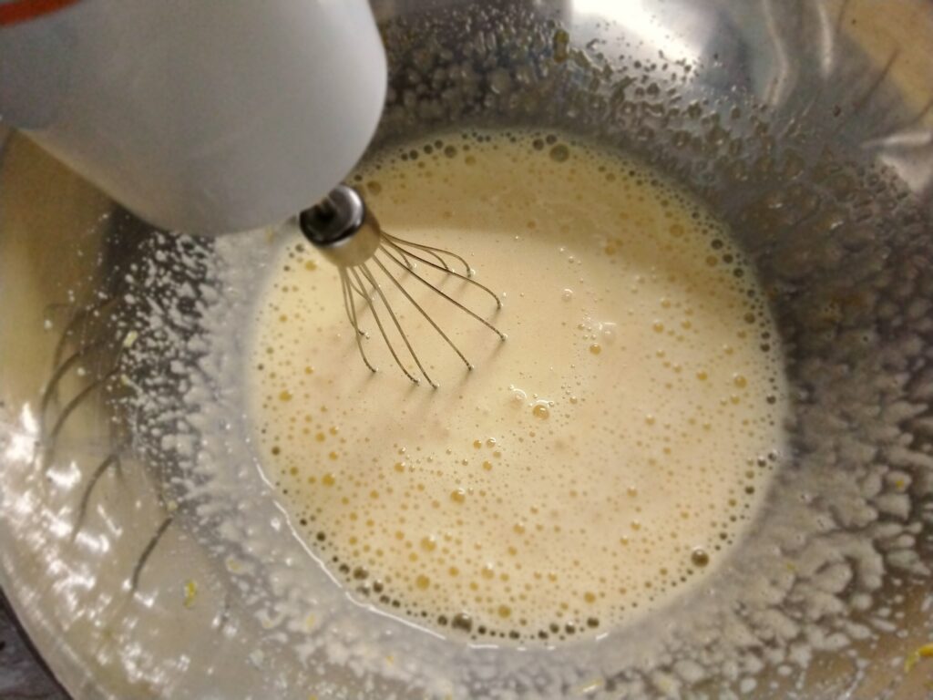 uova e zucchero montate