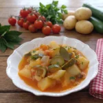 Patate e zucchine in umido