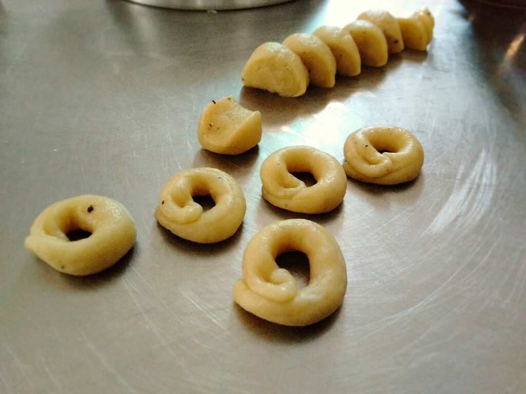 tarallini scaldatelli crudi