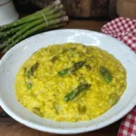 Risotto con asparagi robiola e zafferano
