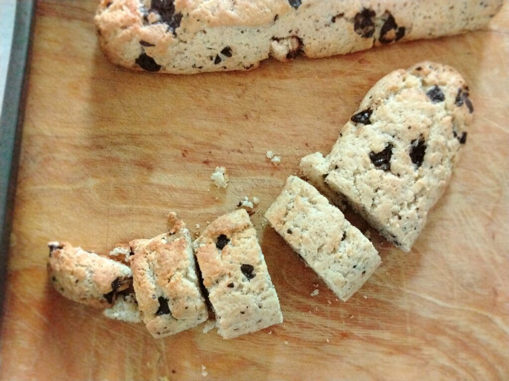 filoncini biscotti tagliati