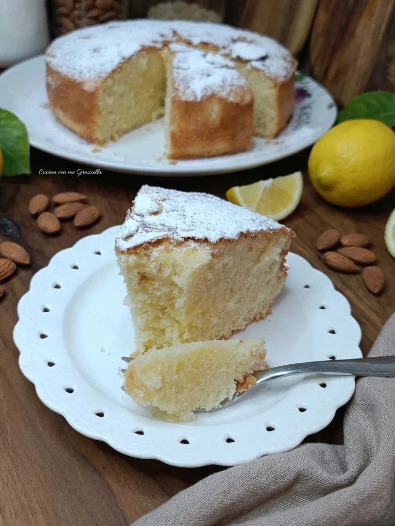 Torta di mandorle al limone