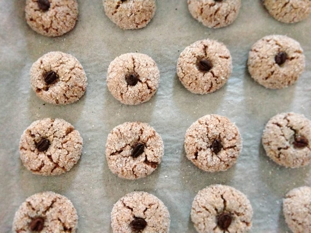 Amaretti morbidi al caffè 
