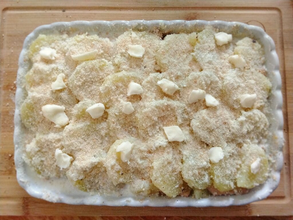 Pasticcio di patate al forno crudo