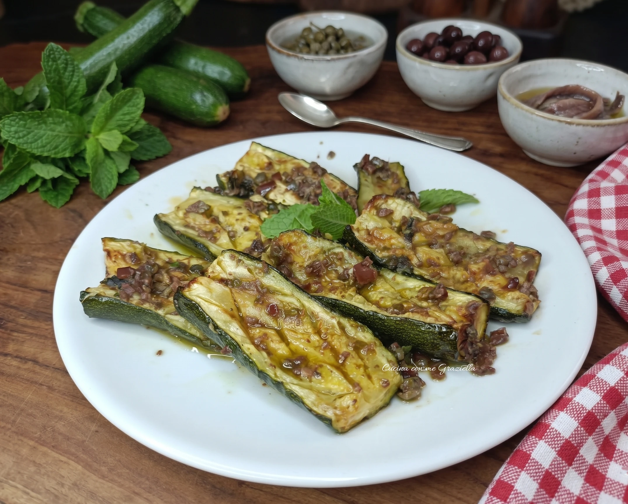 Zucchine a scacchiera alla mediterranea