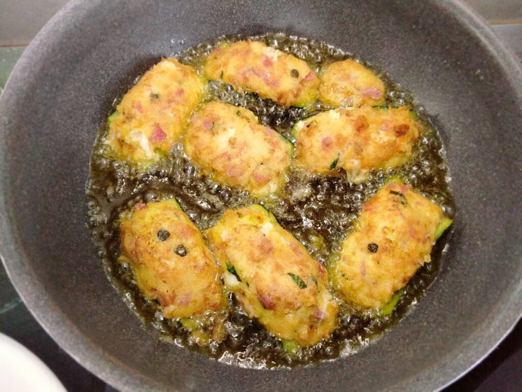 Frittura zucchine Ripiene Frittura zucchine Ripiene